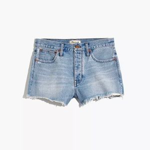 *NWT* Madewell Relaxed Denim Shorts in Cedarcroft Wash *sold out on Madewell.com